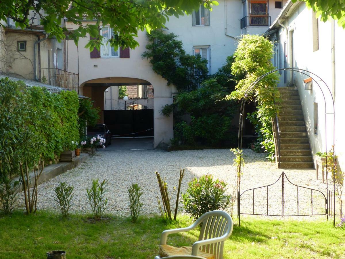 Les Glycines Bed & Breakfast Le Vigan  Ngoại thất bức ảnh