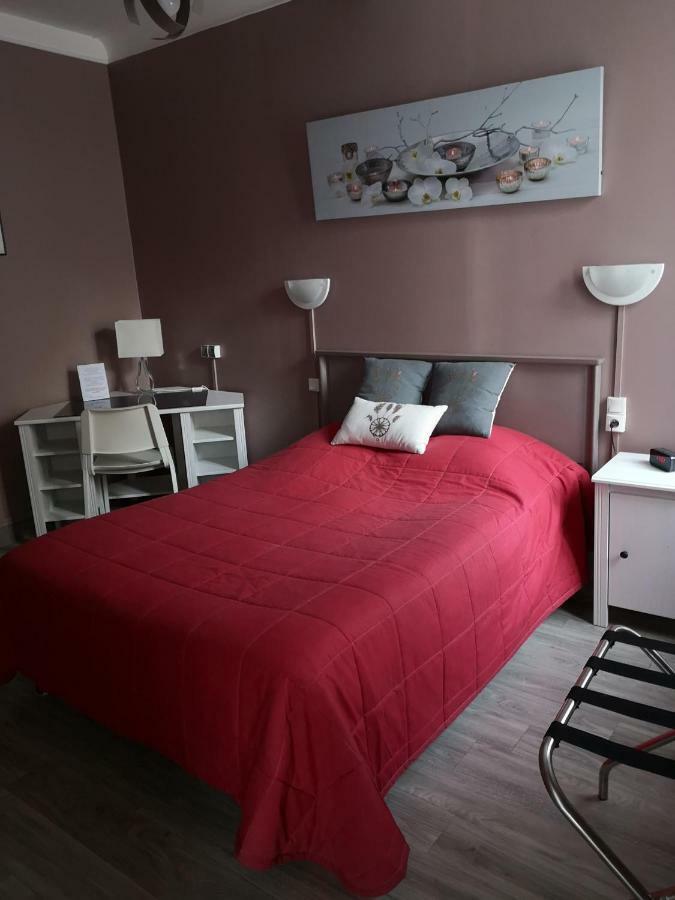 Les Glycines Bed & Breakfast Le Vigan  Ngoại thất bức ảnh